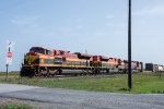 KCS 4183 leads a train north at El Toro 